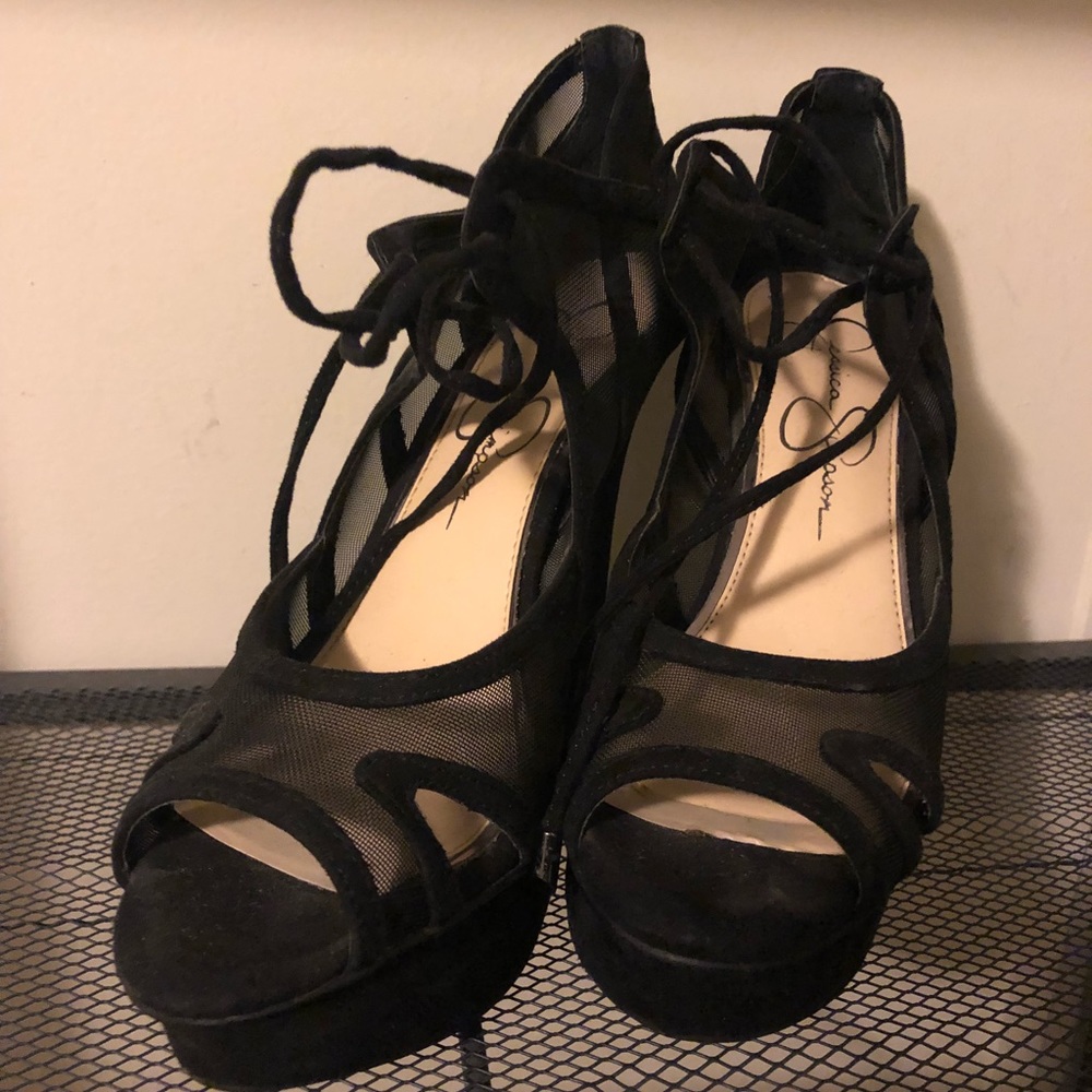 Jessica Simpson Carmita pumps 5.5
